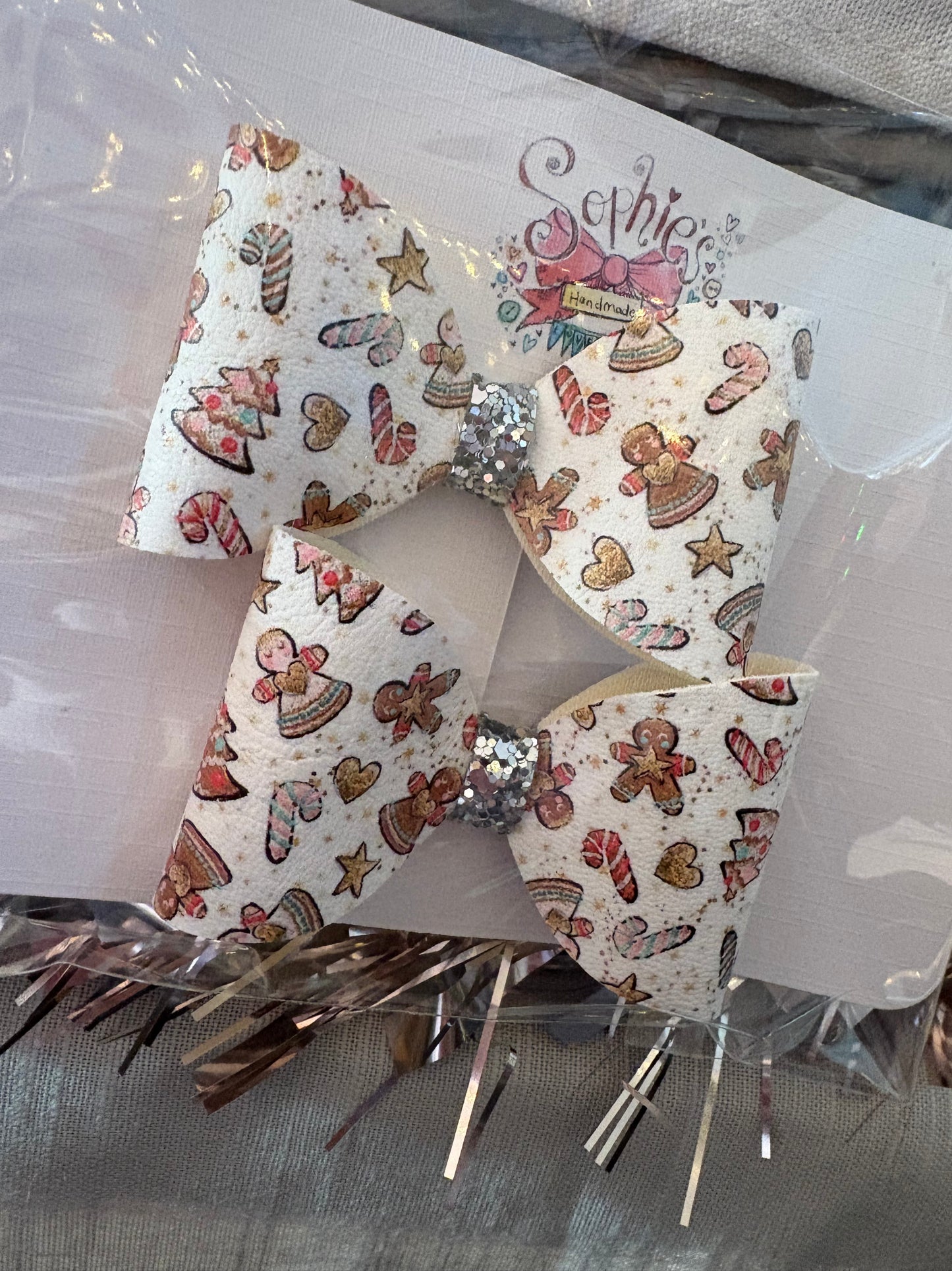 Gingerbread Pigtail Bows