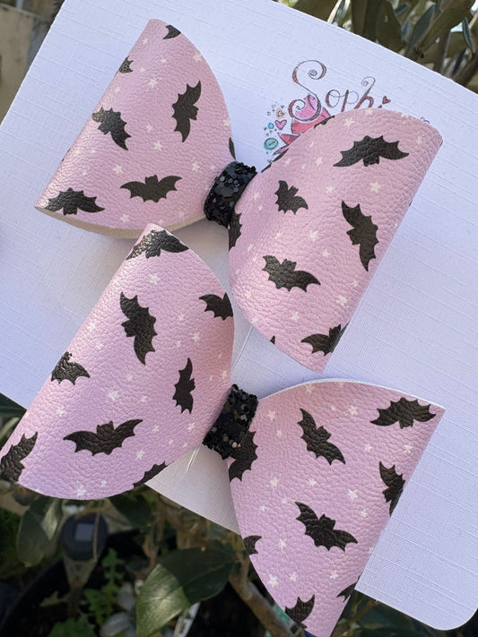 Lavender Bats 2.5inch Pigtail Bows