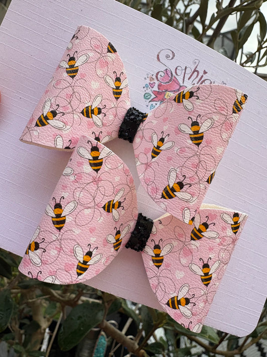 Pink Busy Bees 2.5inch Pigtail Bows