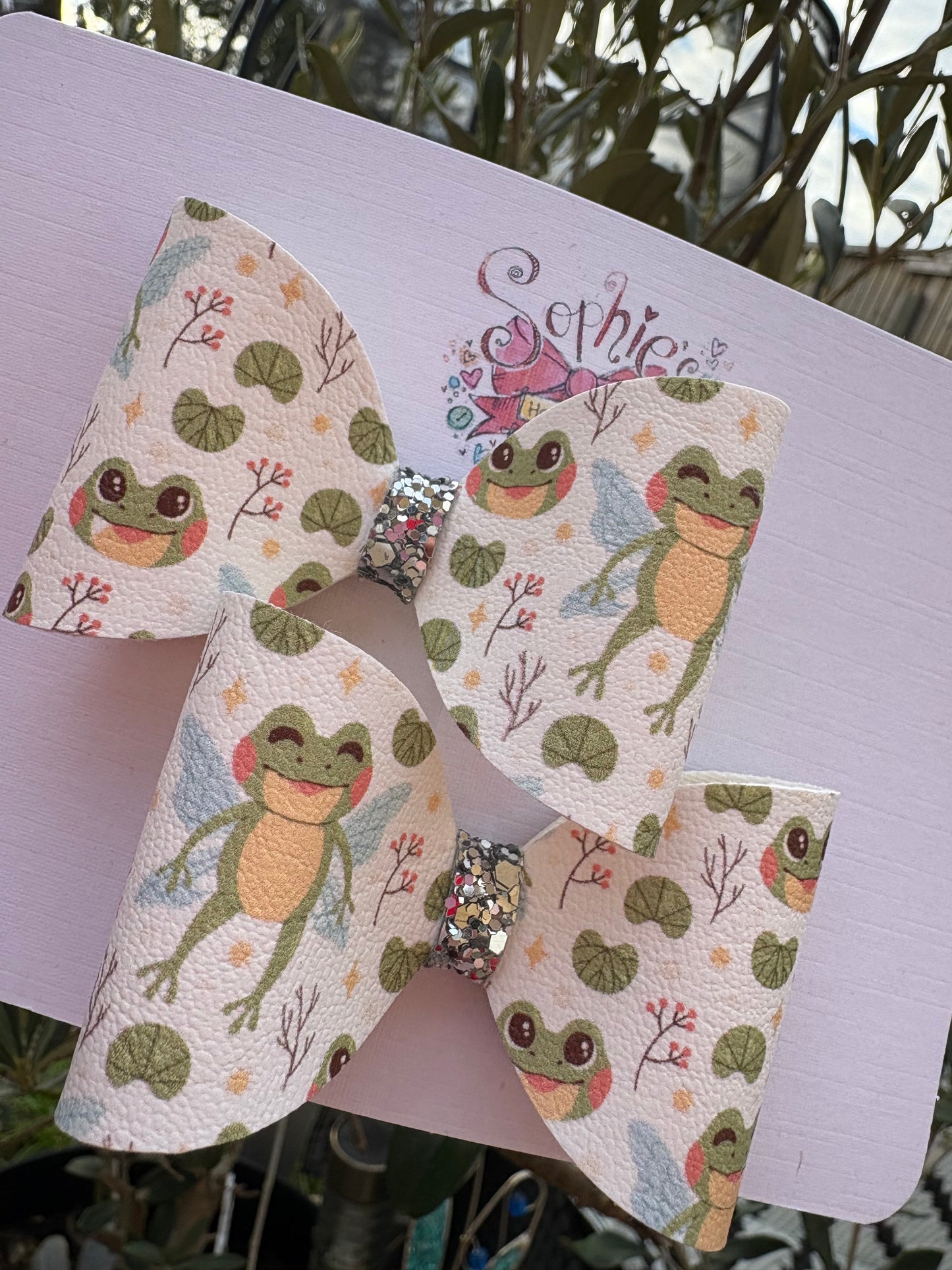 Frog Pigtail Bows 2.5inch