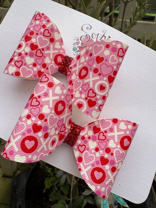 XOXO valentines 2.5inch Pigtail Bows