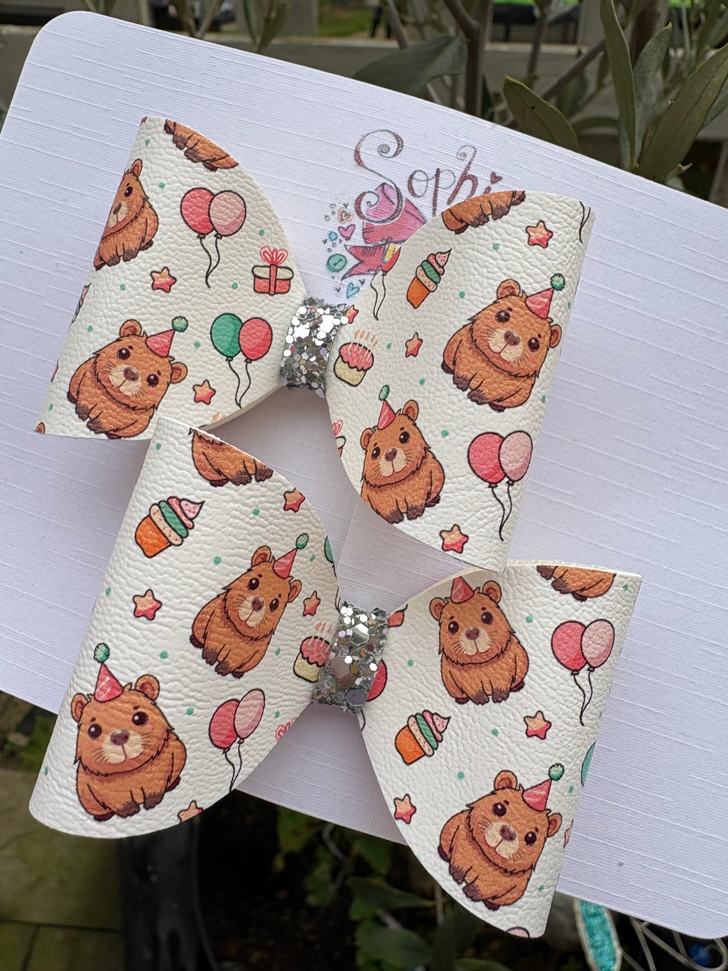 Party Capybara 2.5inch Pigtail Bows