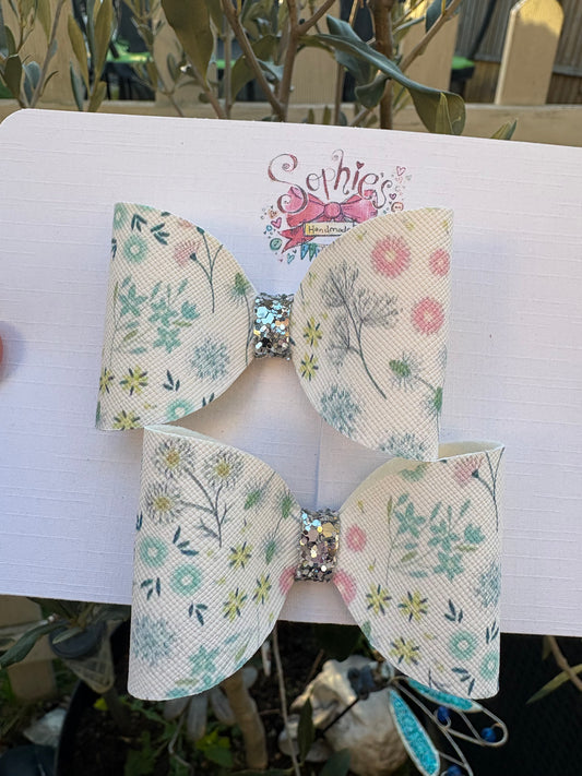 Ditsy Floral Pigtail Bows